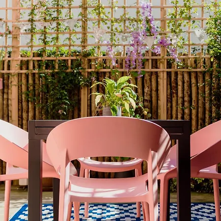 W/ Garden Terrace * Porto