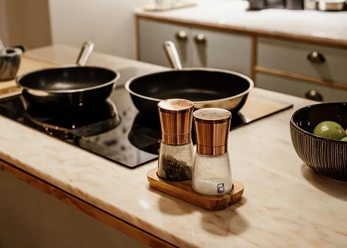 Apartament W/ Garden Terrace *