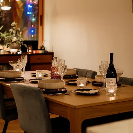 W/ Garden Terrace 아파트